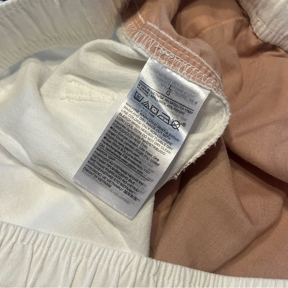 GAP white linen Relaxed Fit Pants - Picture 11 of 14